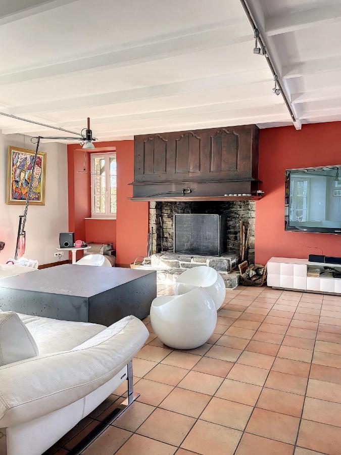 Gite De Charme "La Maison Saint-Leonard" Avec Piscine, Spa, Vue Sur Le Mont Saint-Michel Vains Exteriör bild